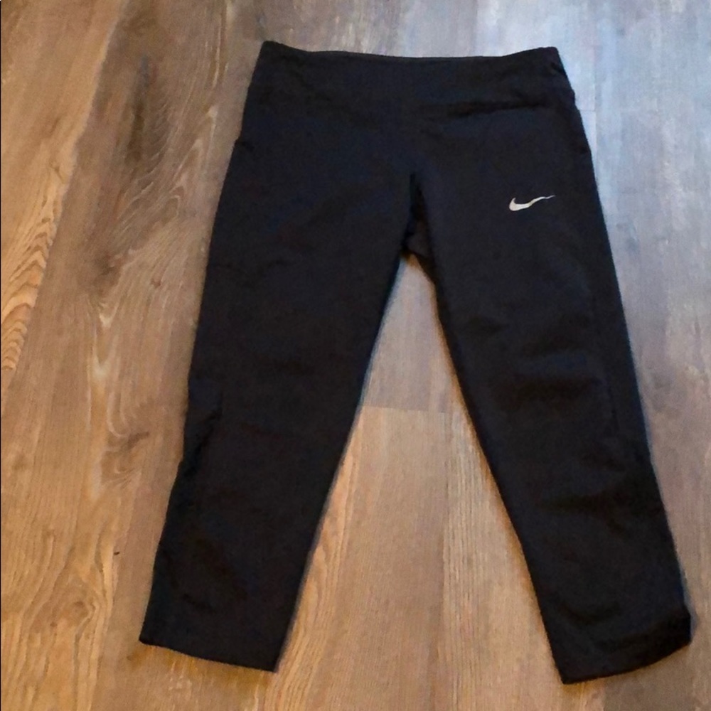 Nike Dri-Fit Capri Legging